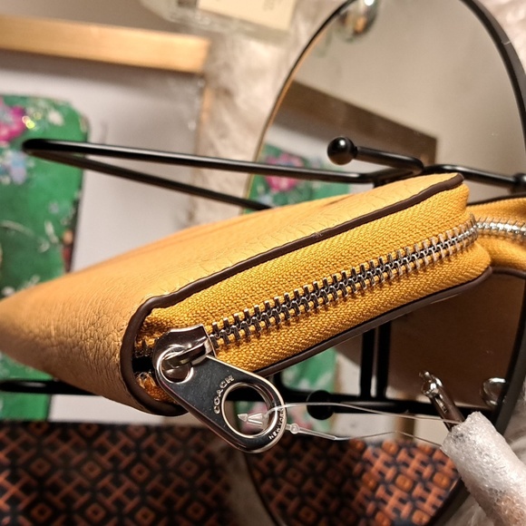 Coach NWTs Long Zip Around Wallet - Picture 9 of 16